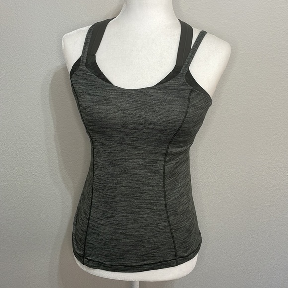 Lululemon Run For Gold TankHeathered Gator Green / Deep Camo MSRP $64 - Picture 3 of 6